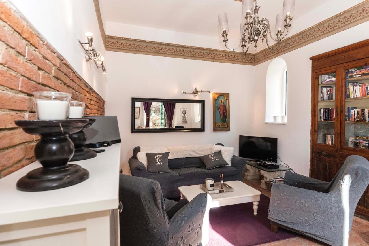 Casa Del Priore Usigliano Eksteriør bilde